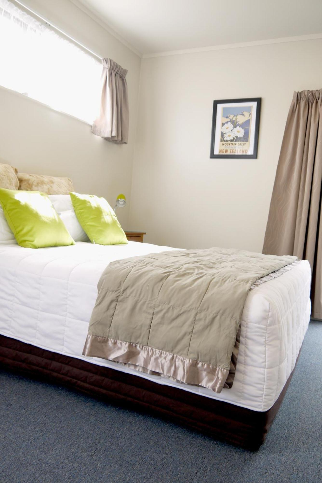 10 Cottages Franz Josef Rom bilde